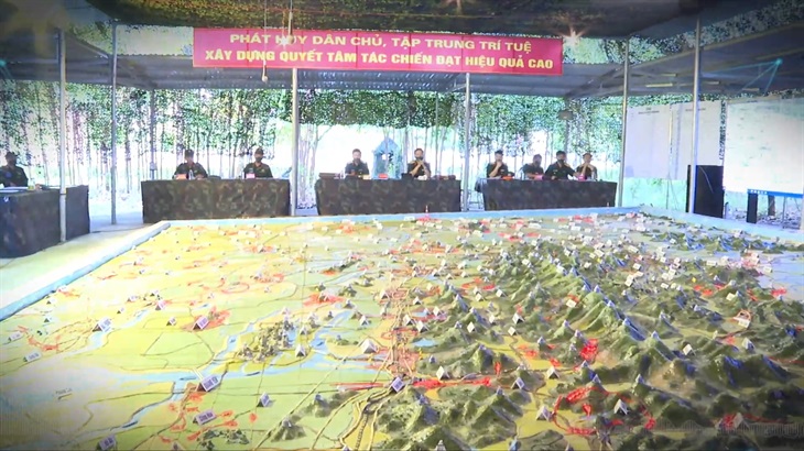 Quân đoàn 2 hoàn thành diễn tập chiến dịch 1 bên 2 cấp trên bản đồ năm 2021