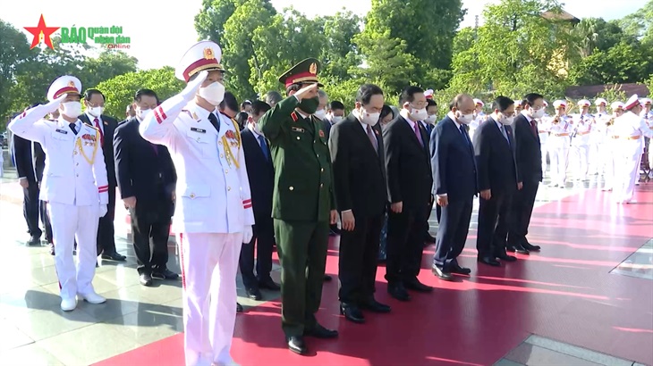 Lãnh đạo Đảng, Nhà nước, Quân đội tưởng niệm các Anh hùng liệt sĩ