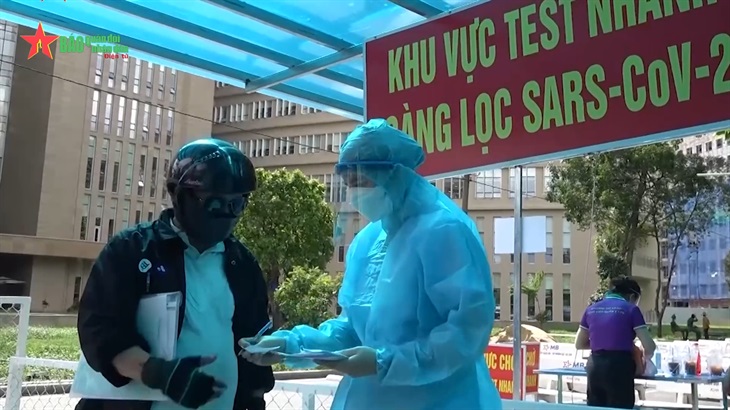 Việt Nam kiên cường thắng dịch