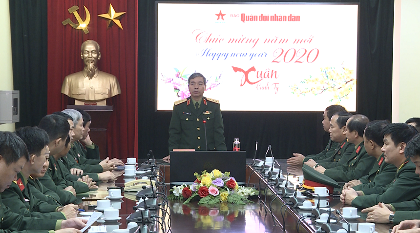 Thượng tướng Đỗ Căn thăm, chúc Tết Báo Quân đội nhân dân