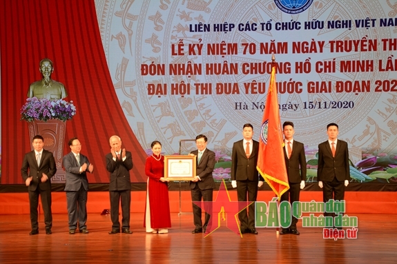 Ngày này năm xưa, 17-11: Ngày truyền thống Liên hiệp các tổ chức hữu nghị Việt Nam; Kênh đào Suez được hoàn thành.