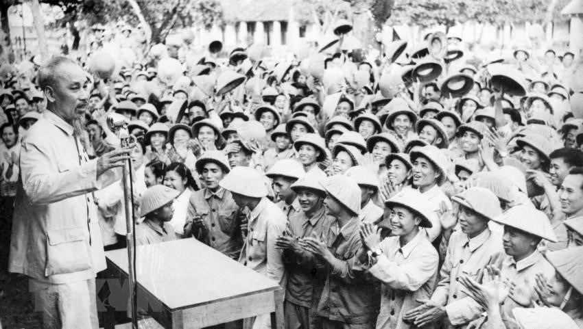 Ngày này năm xưa 19-11: Bác Hồ mong cán bộ, chiến sĩ cho thế giới đều thấy rằng “Quân đội Cụ Hồ có khác!”