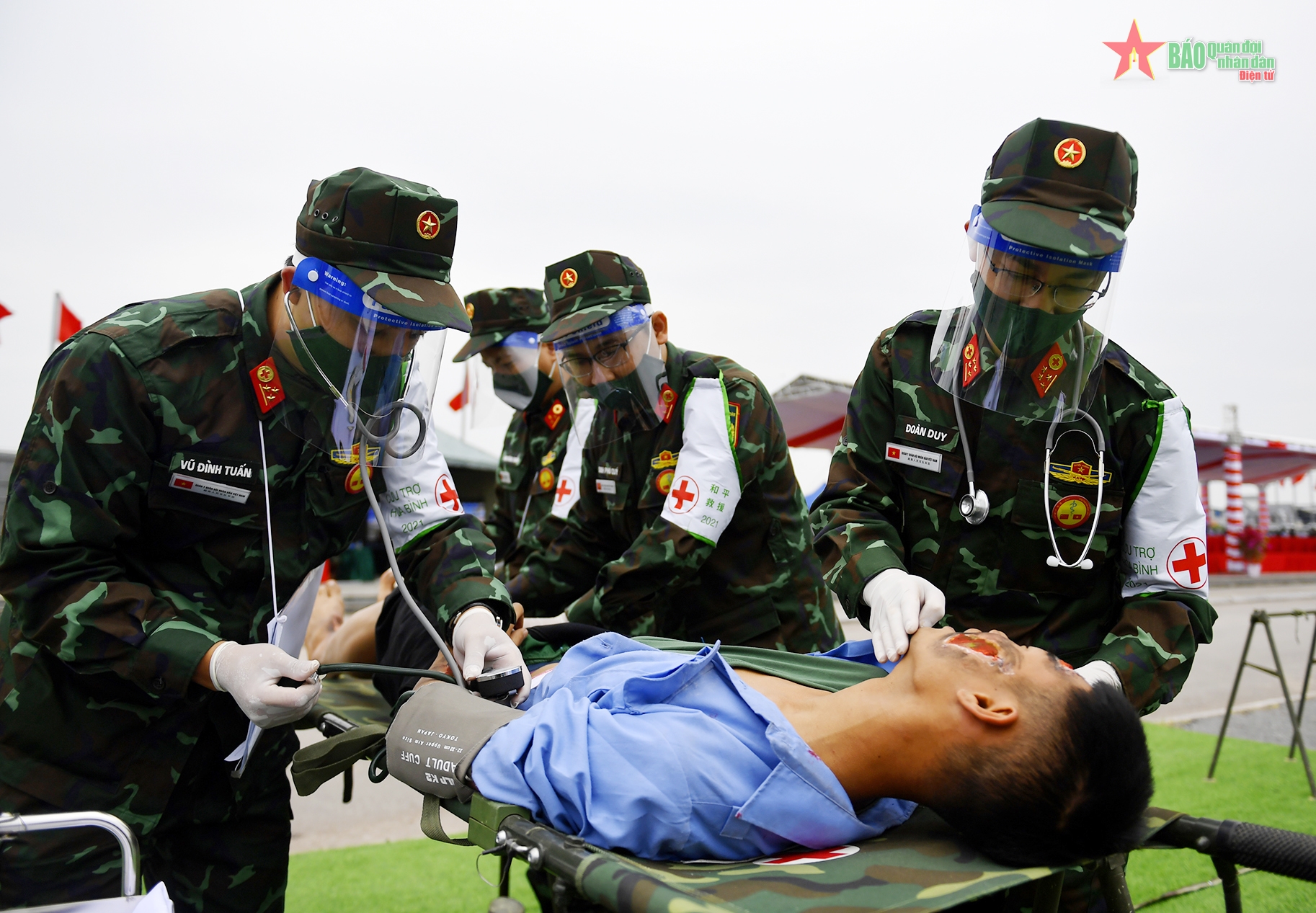 Nâng cao năng lực, khả năng phối hợp của lực lượng quân y Việt Nam – Trung Quốc