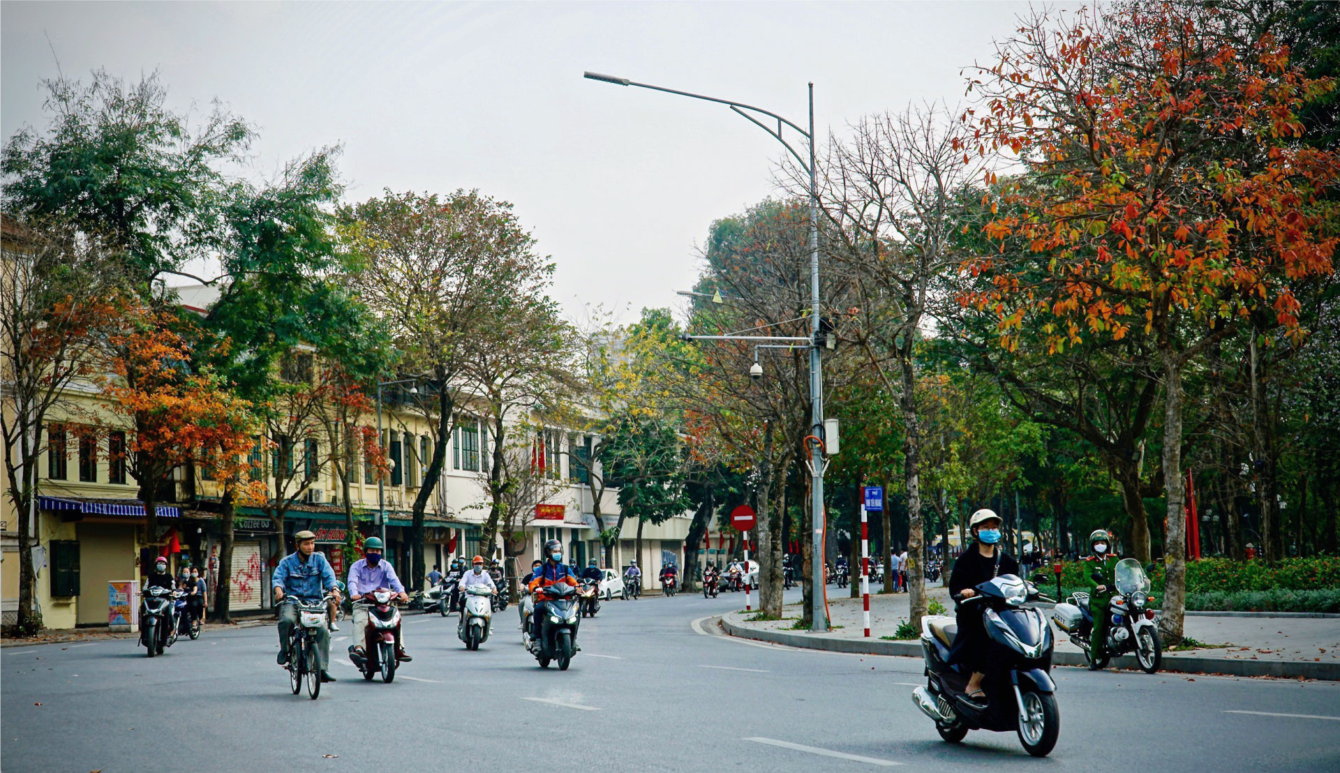 Gần dân, trọng dân, dựa vào dân để xây dựng Đảng – Kinh nghiệm từ Đảng bộ Thành phố Hà Nội