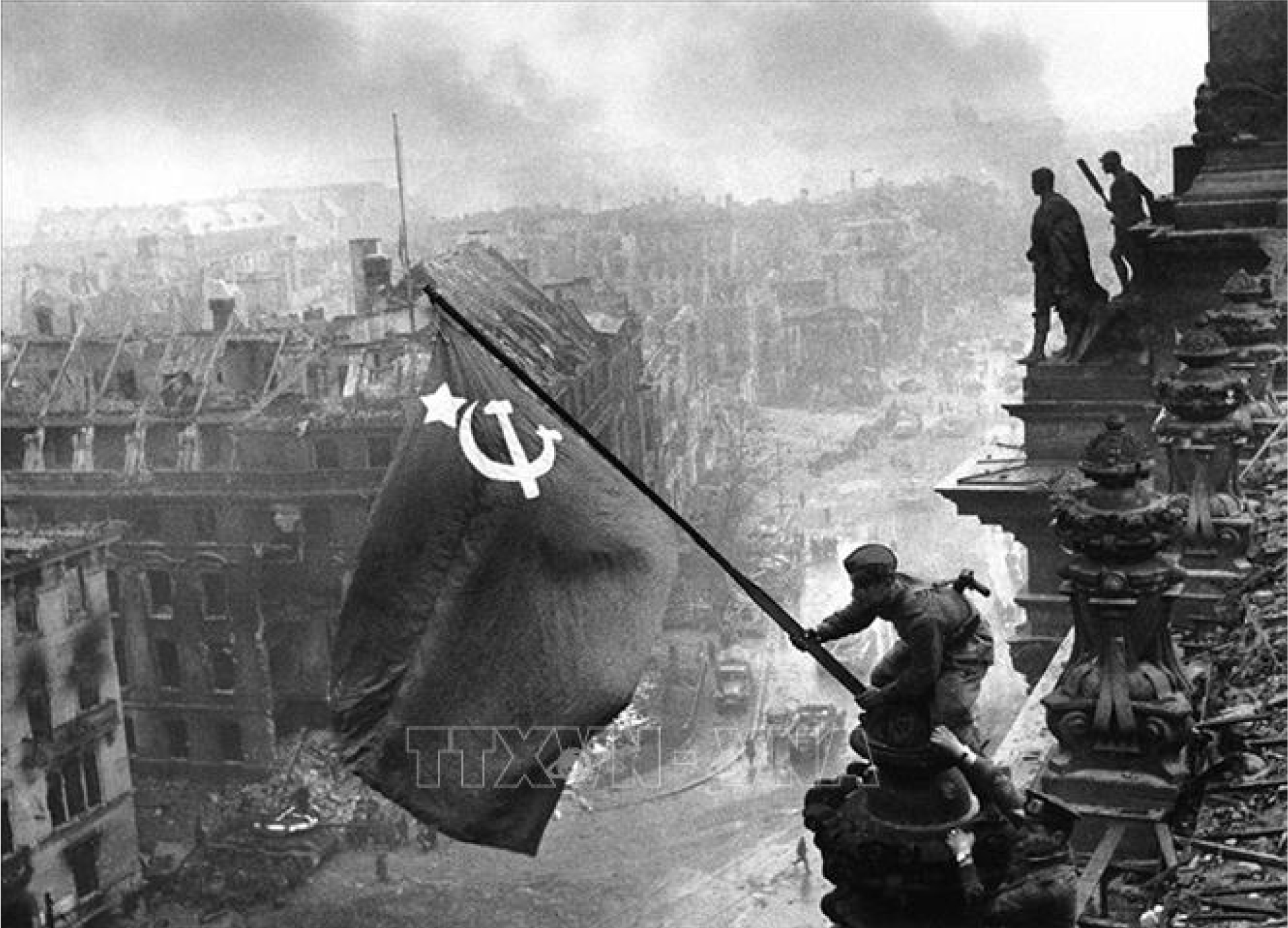 77 năm Ngày Chiến thắng phát-xít: Chiến thắng lịch sử mang ý nghĩa thời đại