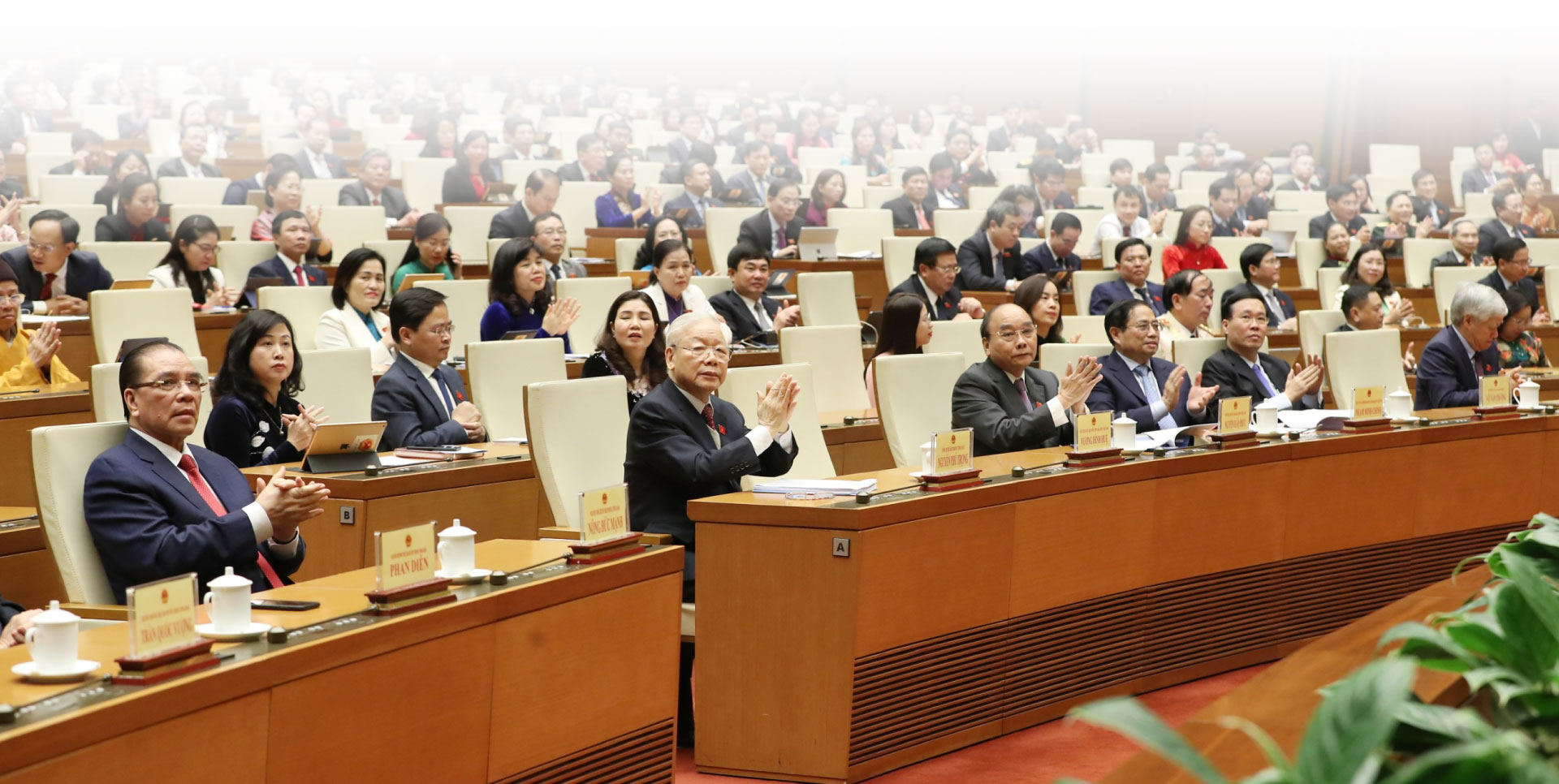 Các kỳ họp bất thường của Quốc hội: Vì quốc kế dân sinh, vì sự phát triển của đất nước