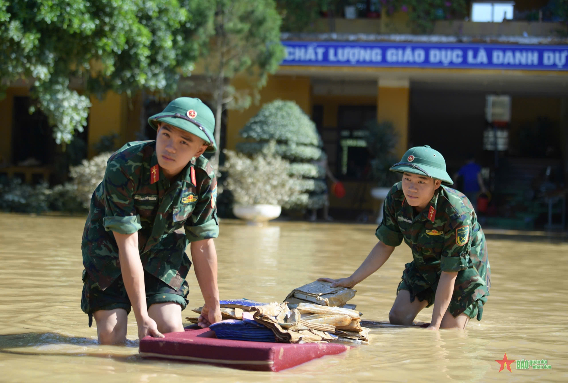 Thanh niên quân đội: Sẵn sàng xung kích tuyến đầu