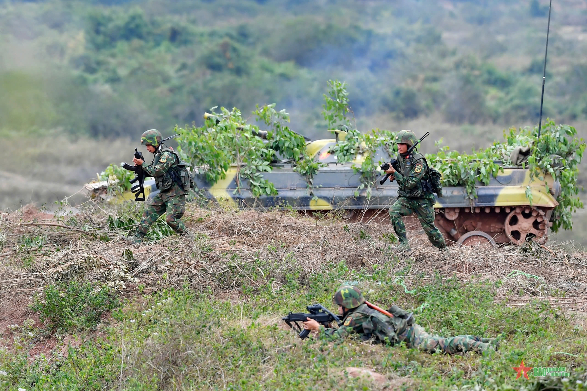 Thanh niên quân đội: Sẵn sàng xung kích tuyến đầu