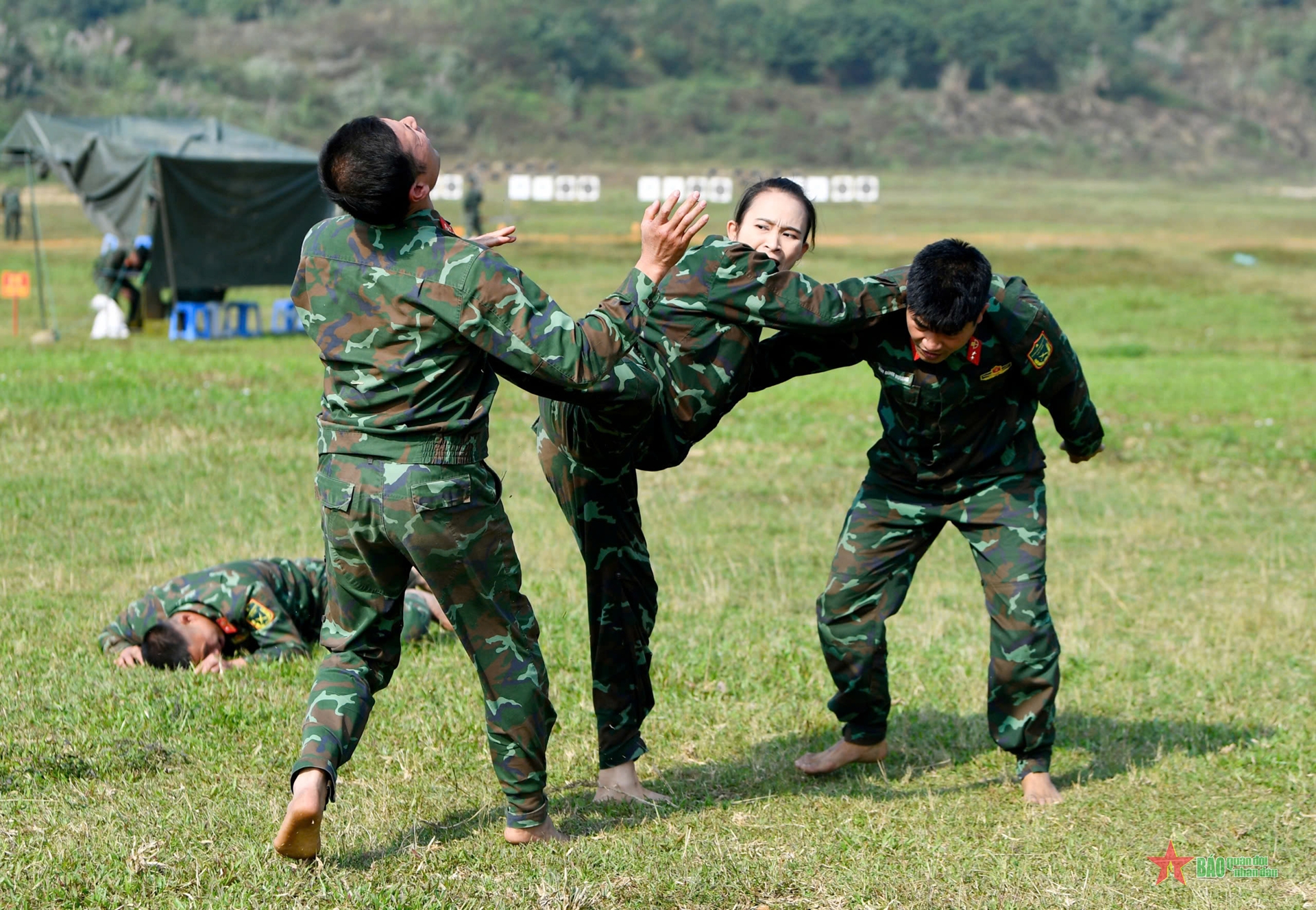 Thanh niên quân đội: Sẵn sàng xung kích tuyến đầu