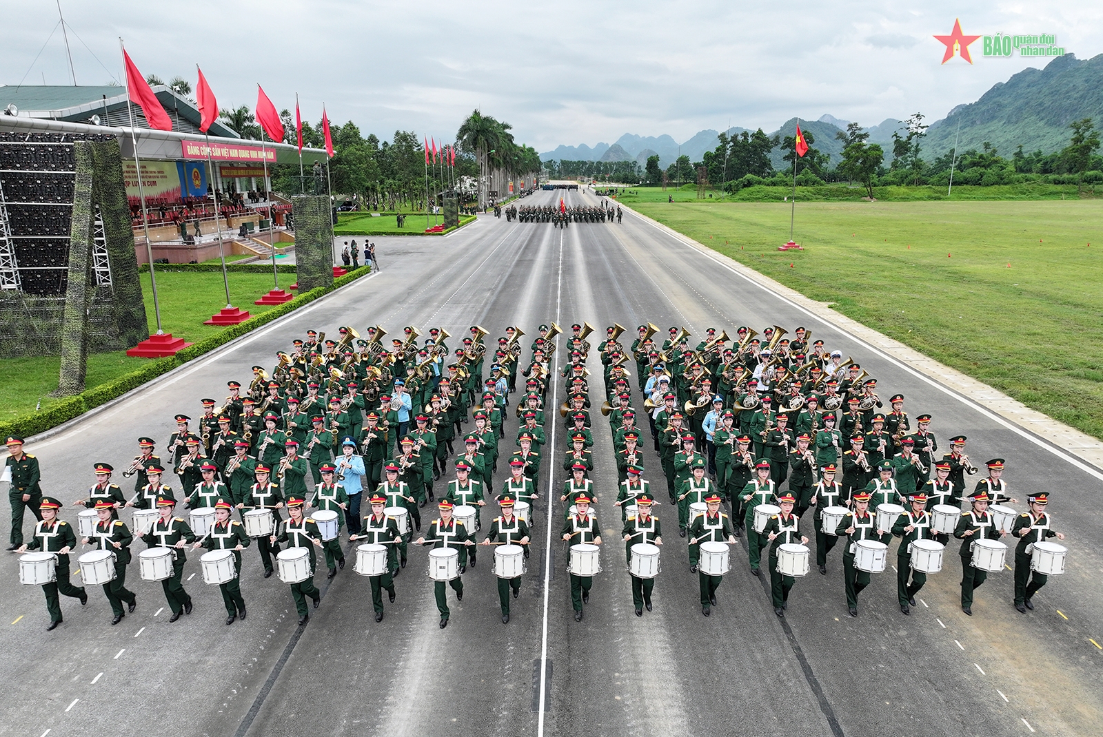 Các khối diễu binh, diễu hành trong nhiệm vụ A80 hợp luyện lần thứ nhất