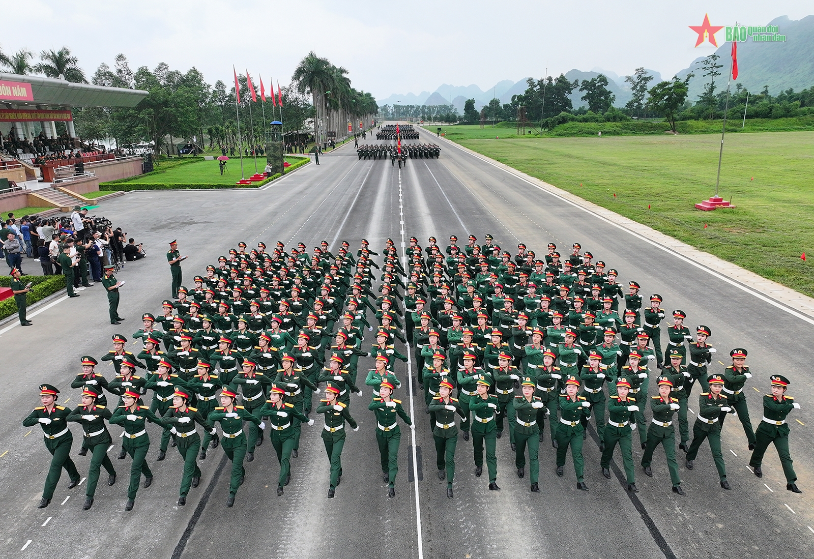Các khối diễu binh, diễu hành trong nhiệm vụ A80 hợp luyện lần thứ nhất