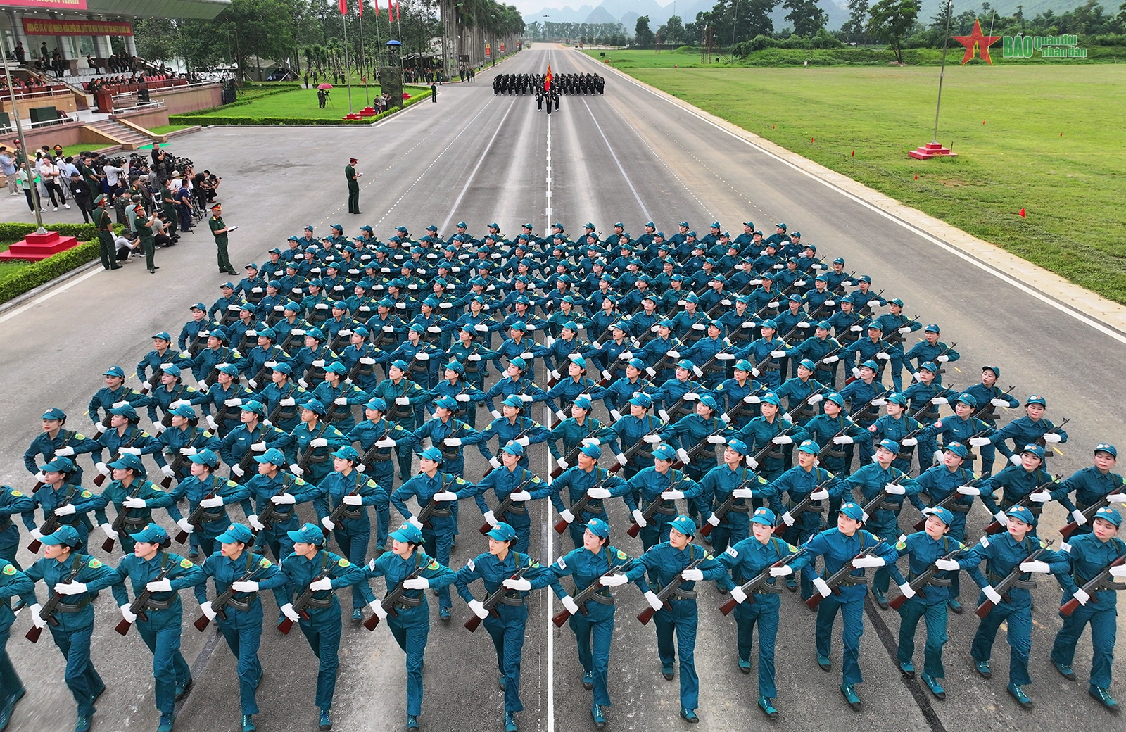 Các khối diễu binh, diễu hành trong nhiệm vụ A80 hợp luyện lần thứ nhất