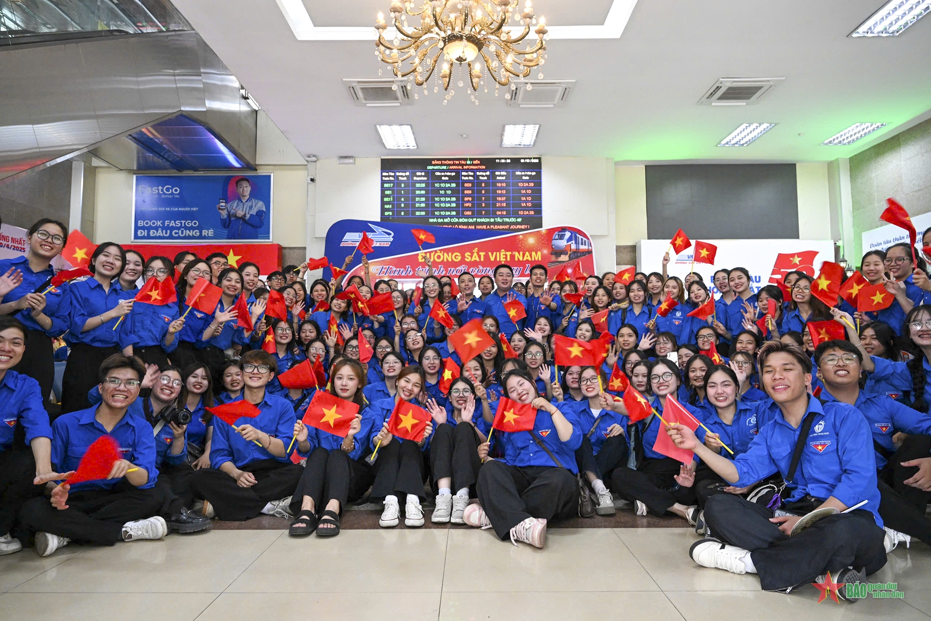 Hà Nội đón các đoàn tham gia diễu binh, diễu hành kỷ niệm 80 năm Quốc khánh