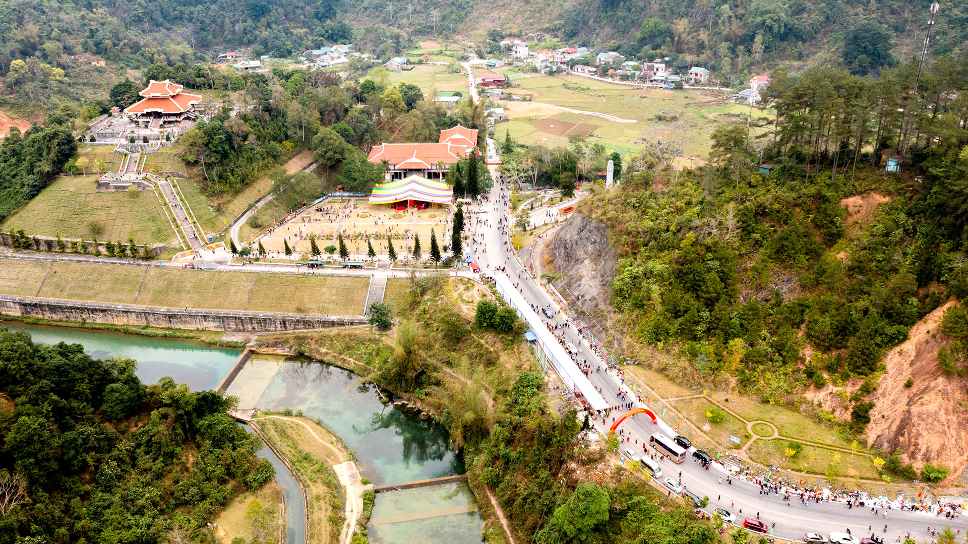 Mùa xuân Pác Bó - Người về thắp lửa lòng dân theo cách mạng