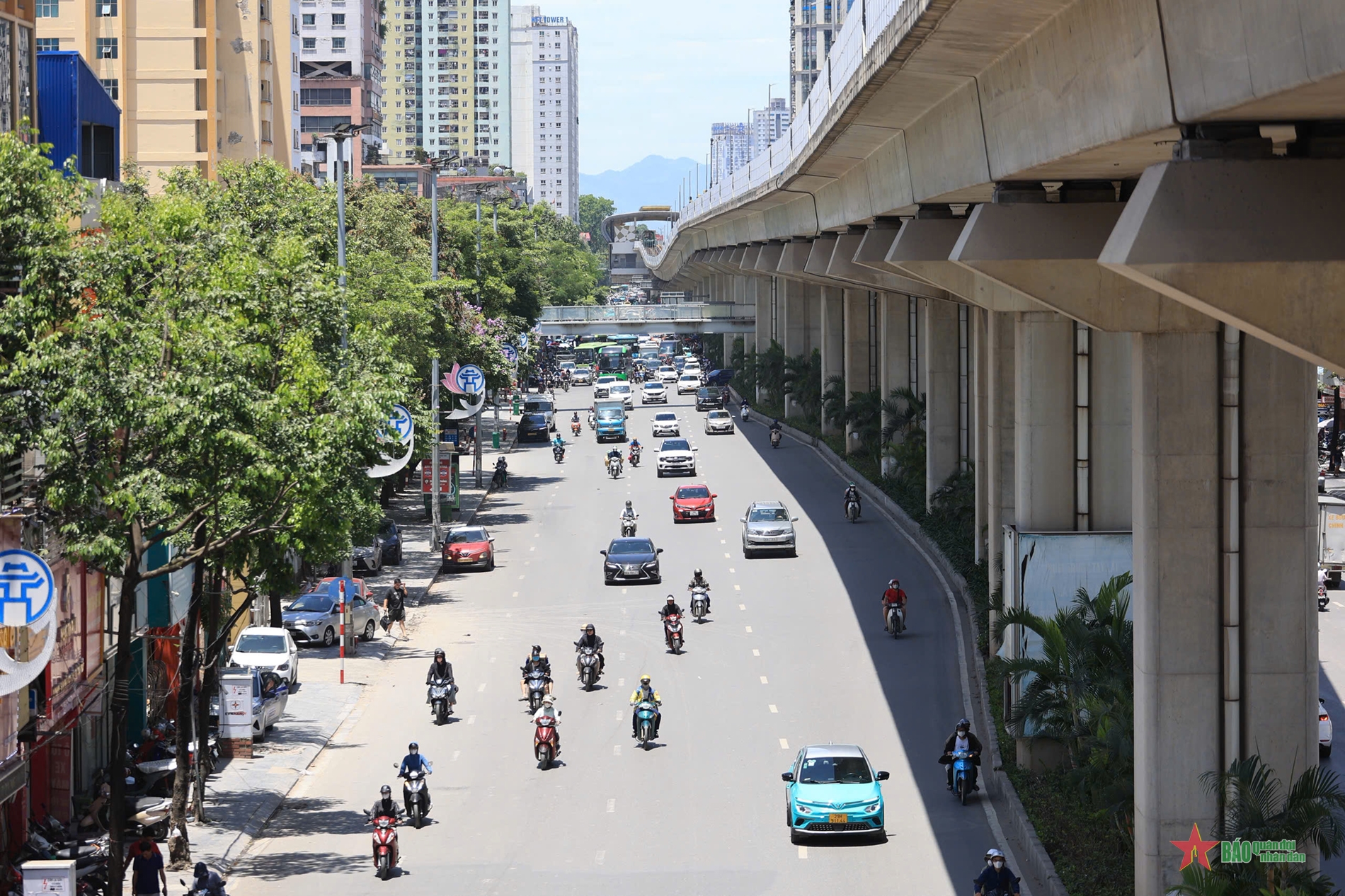 Mưu sinh dưới cái nóng oi ả của Thủ đô