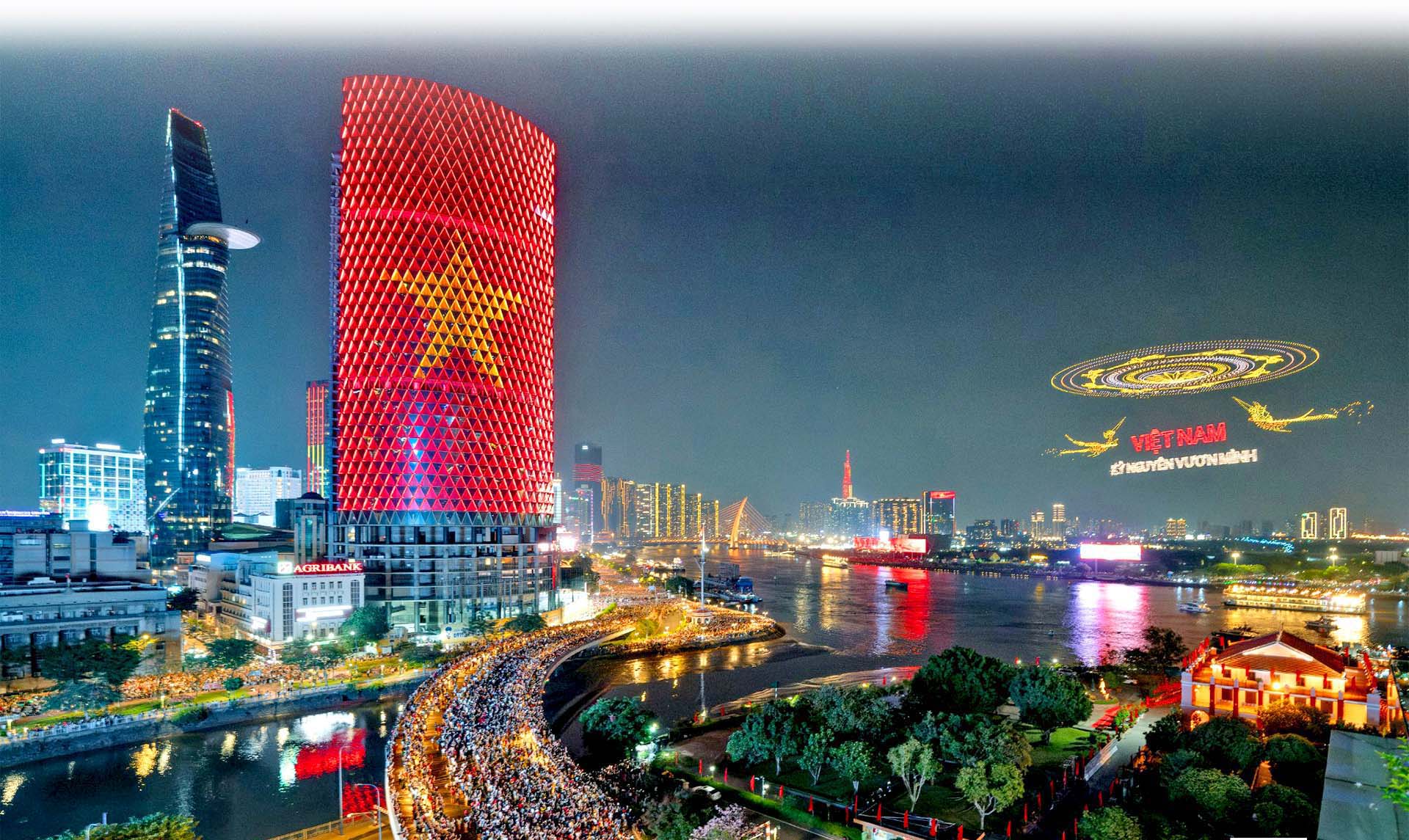 Thành phố Hồ Chí Minh: 50 năm hành trình rạng rỡ tên Vàng