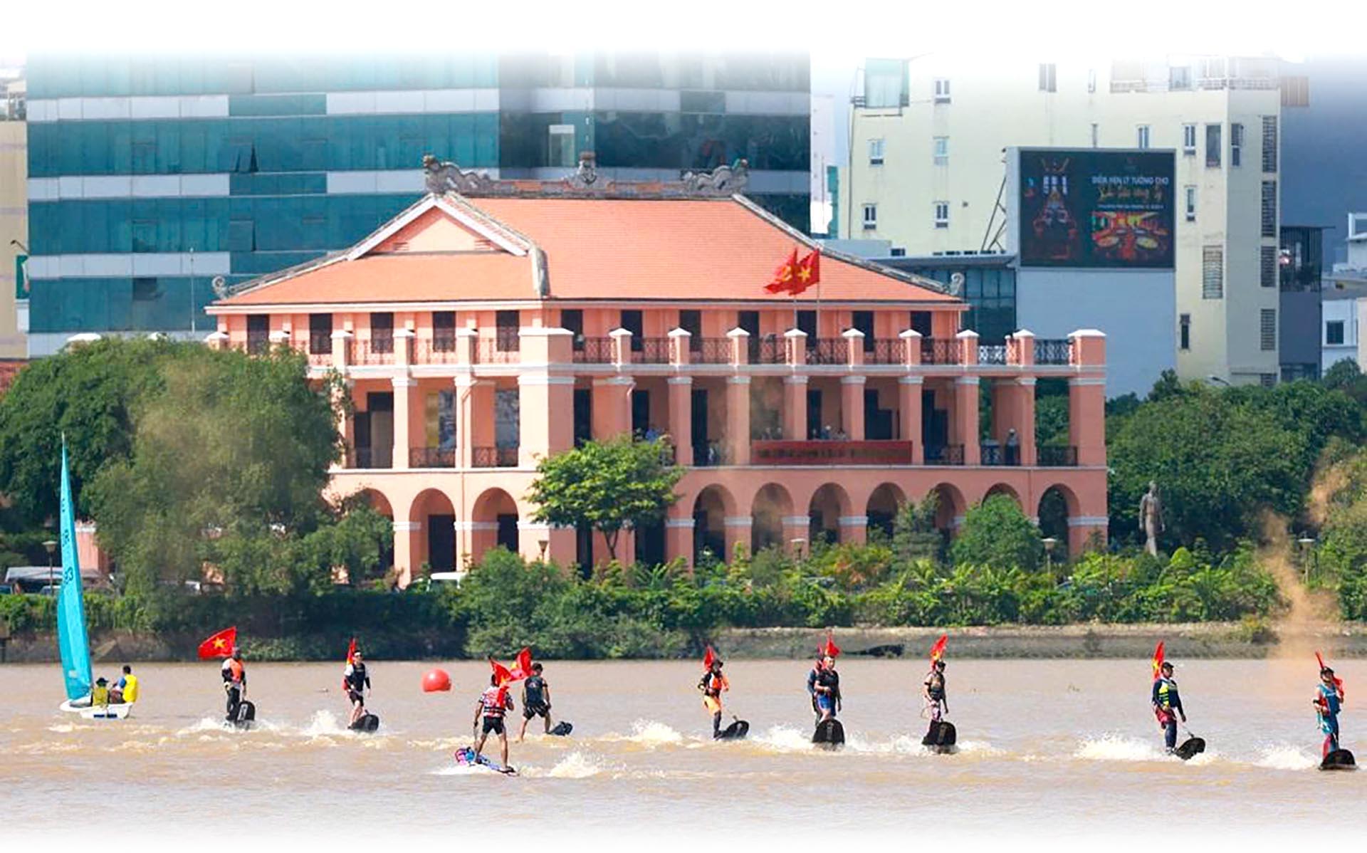 Thành phố Hồ Chí Minh: 50 năm hành trình rạng rỡ tên Vàng
