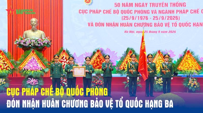 Cục Pháp chế Bộ Quốc phòng đón nhận Huân chương Bảo vệ Tổ quốc hạng Ba
