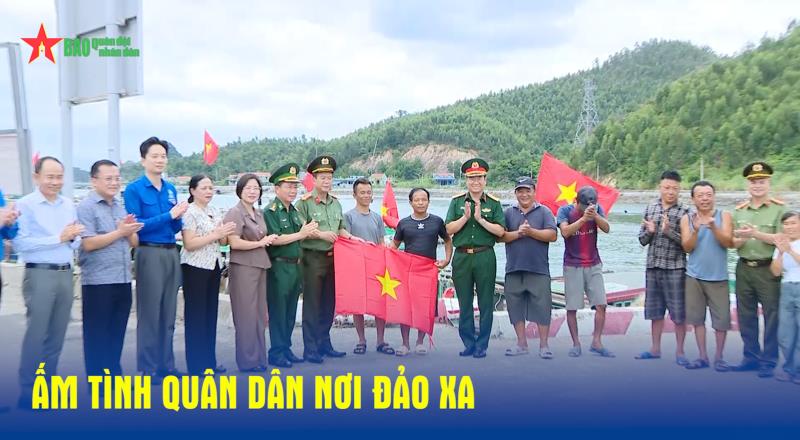 Ấm tình quân dân nơi đảo xa