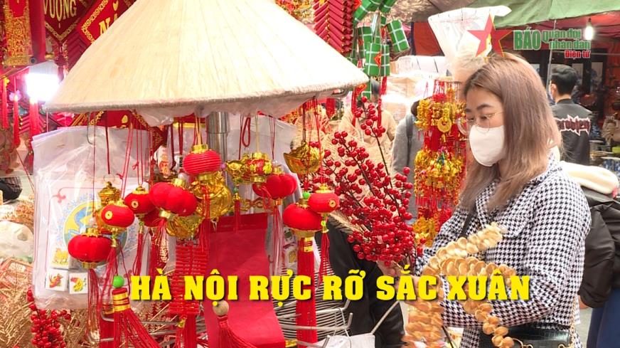 Hà Nội rực rỡ sắc xuân