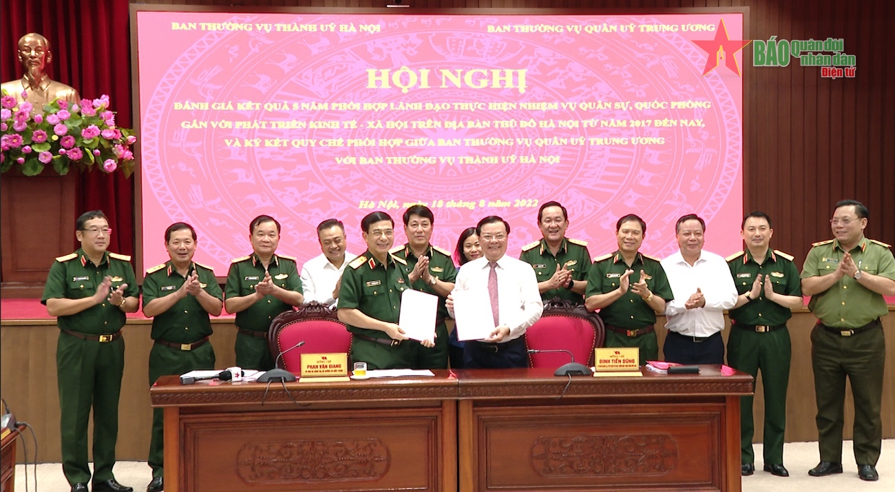 Lãnh đạo thực hiện tốt nhiệm vụ quân sự, quốc phòng gắn với phát triển kinh tế, xã hội trên địa bàn thủ đô Hà Nội