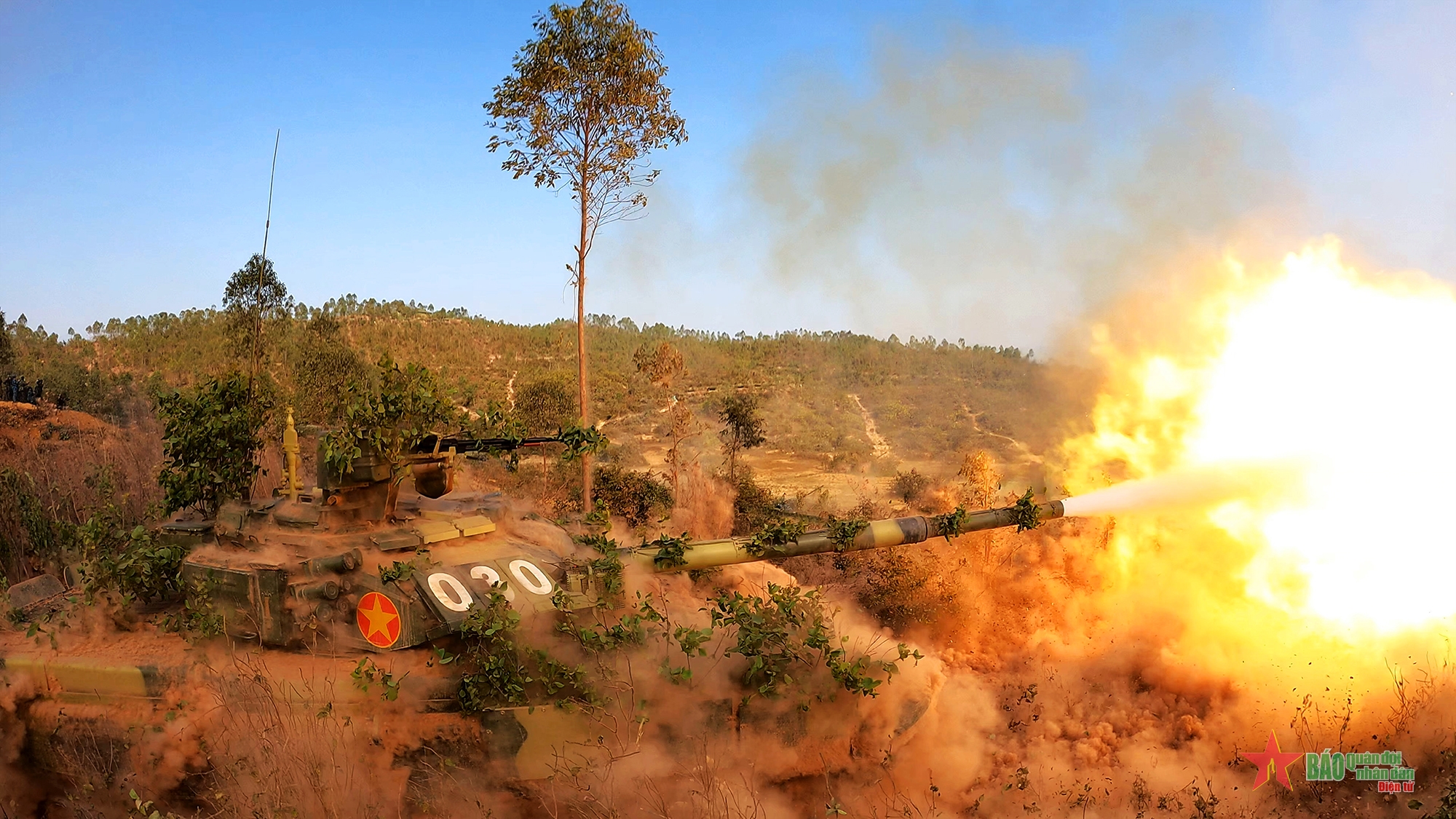 View - 	Quân đoàn 12 tinh, gọn, mạnh: Không để Tổ quốc bị bất ngờ trong mọi tình huống