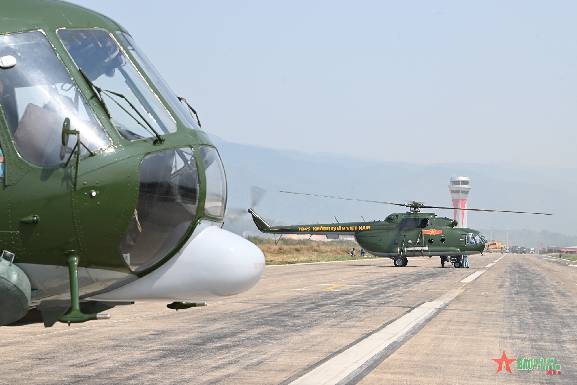 Gallery - 	Bay trên bầu trời Điện Biên